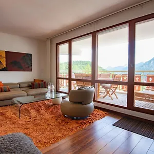 Dolce , Auron France